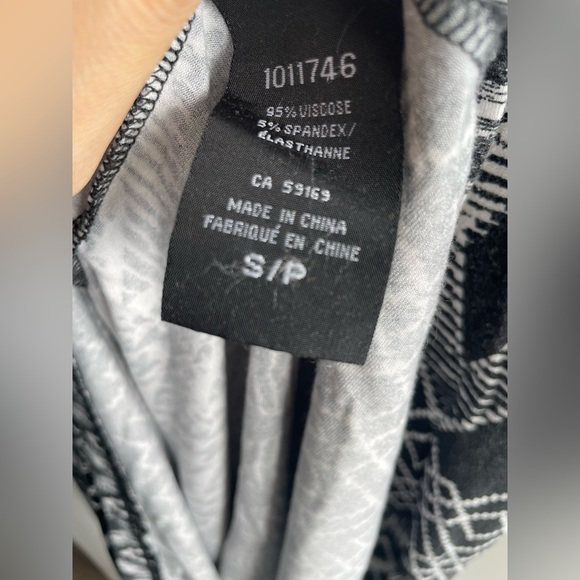 Patterned Maxi Dress Size S - Picture 3 of 3